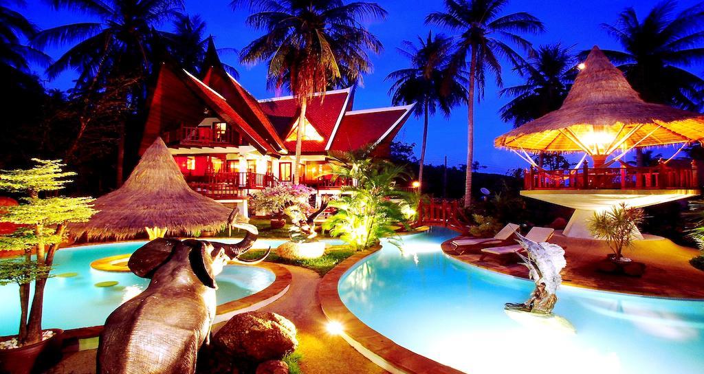 Coco Palace Resort Nai Harn Værelse billede