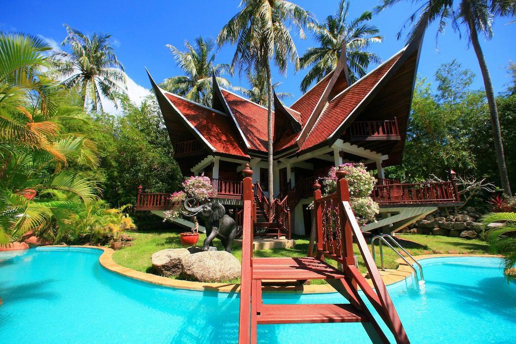 Coco Palace Resort Nai Harn Værelse billede