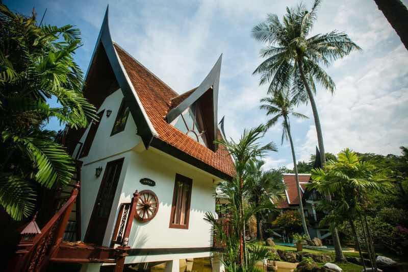 Coco Palace Resort Nai Harn Eksteriør billede