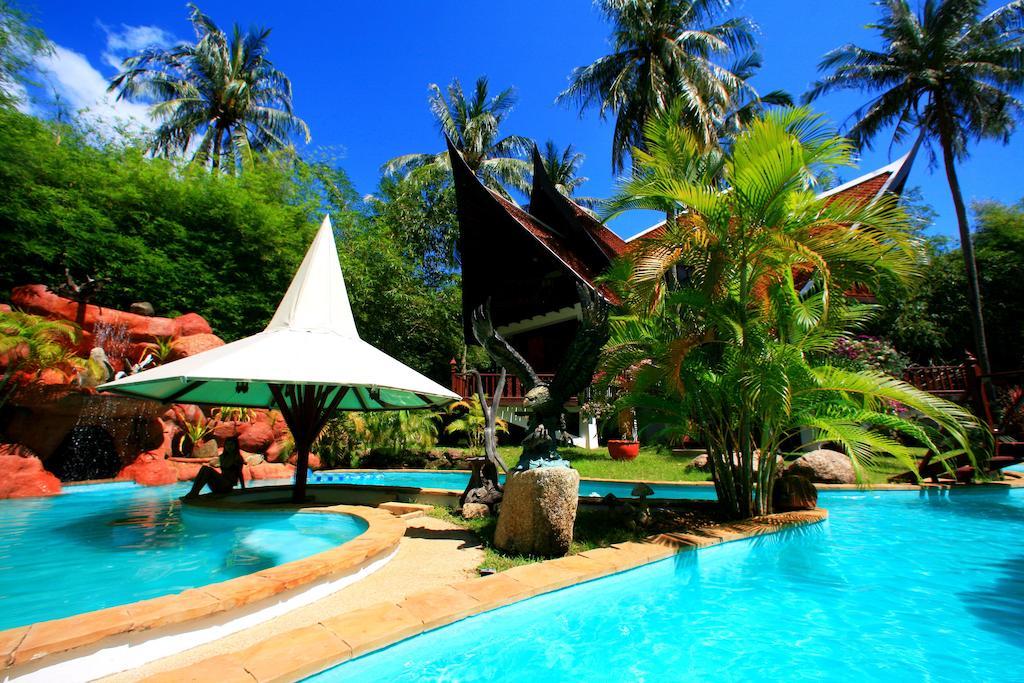 Coco Palace Resort Nai Harn Eksteriør billede