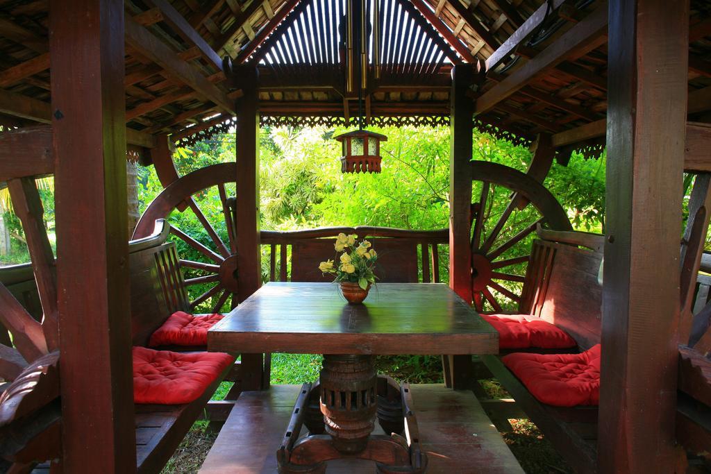Coco Palace Resort Nai Harn Eksteriør billede